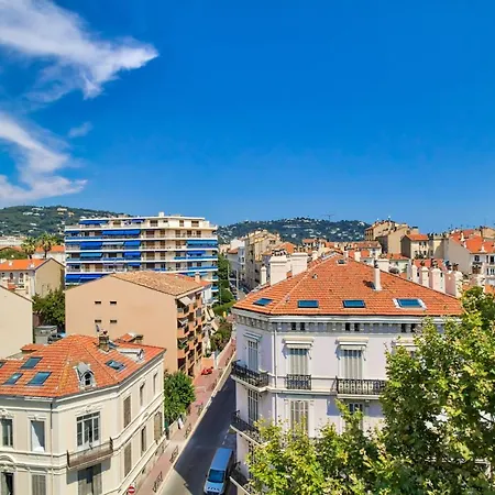 Beautiful Sea View Downtown Apt With Terrace By Guestready קאן